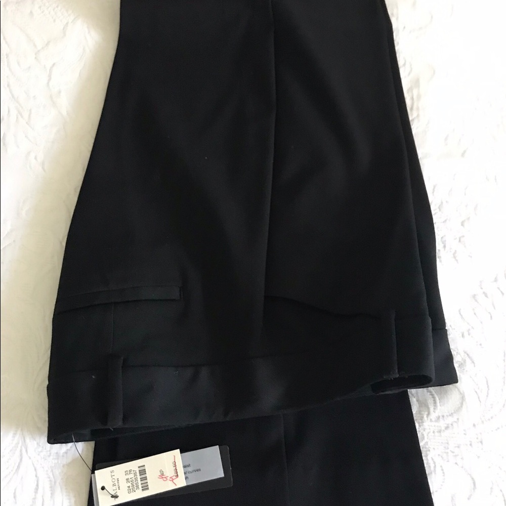 Black work pants! Never been worn! Tags still on!